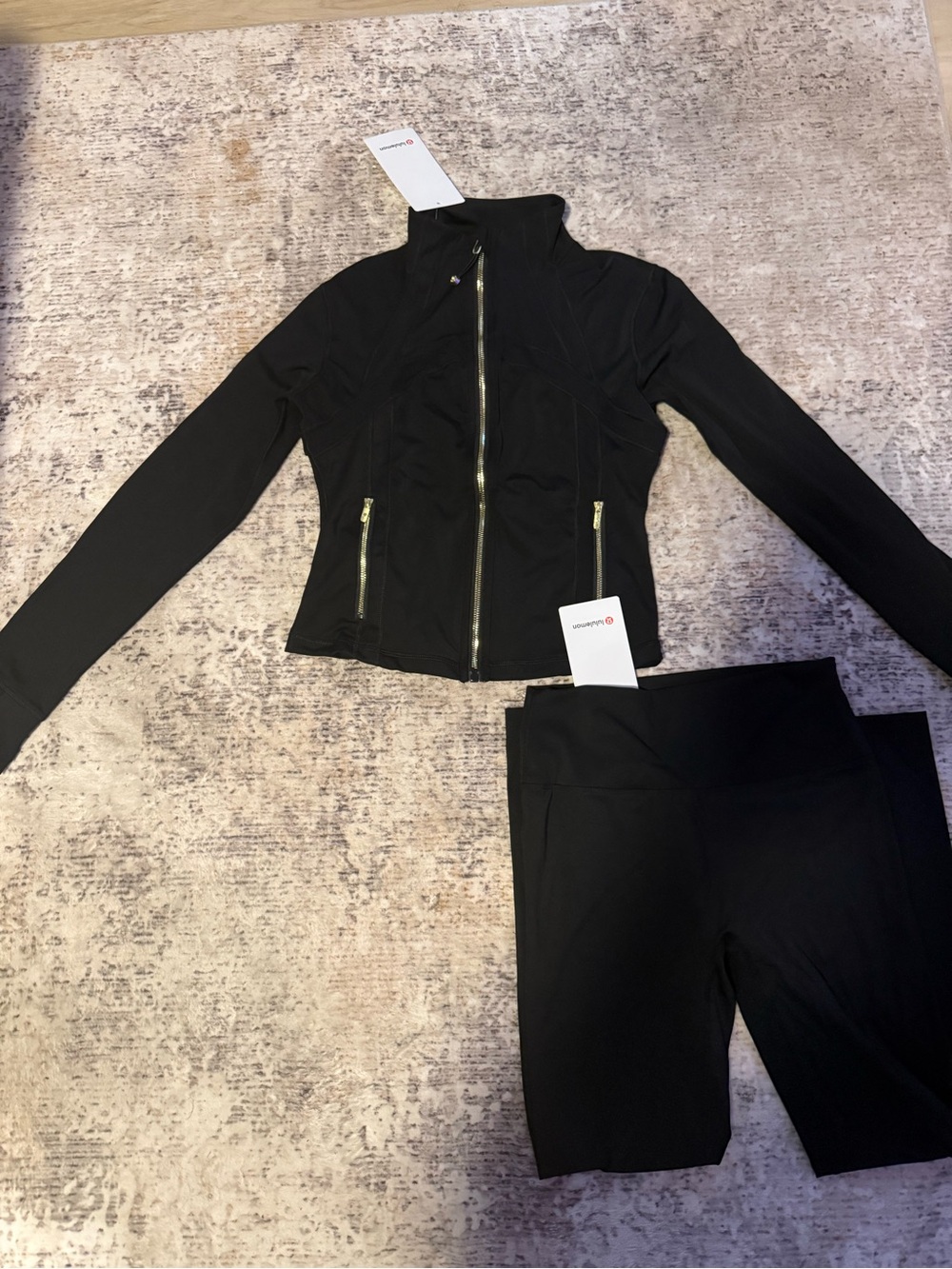 *NEW* Lululemon Define Cropped Jacket and Align Leggings in Black